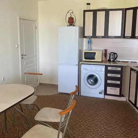 Apartment Complex Breeze Sunny - комплекс бриз слънчев бряг *
